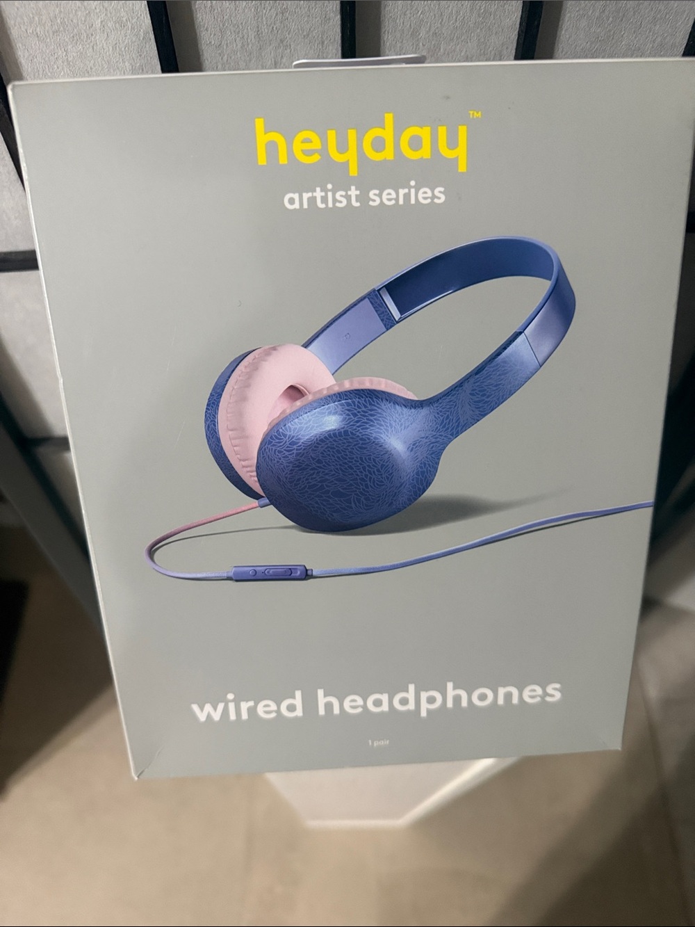 heyday Wired On-Ear Headphones - Blue & Pink